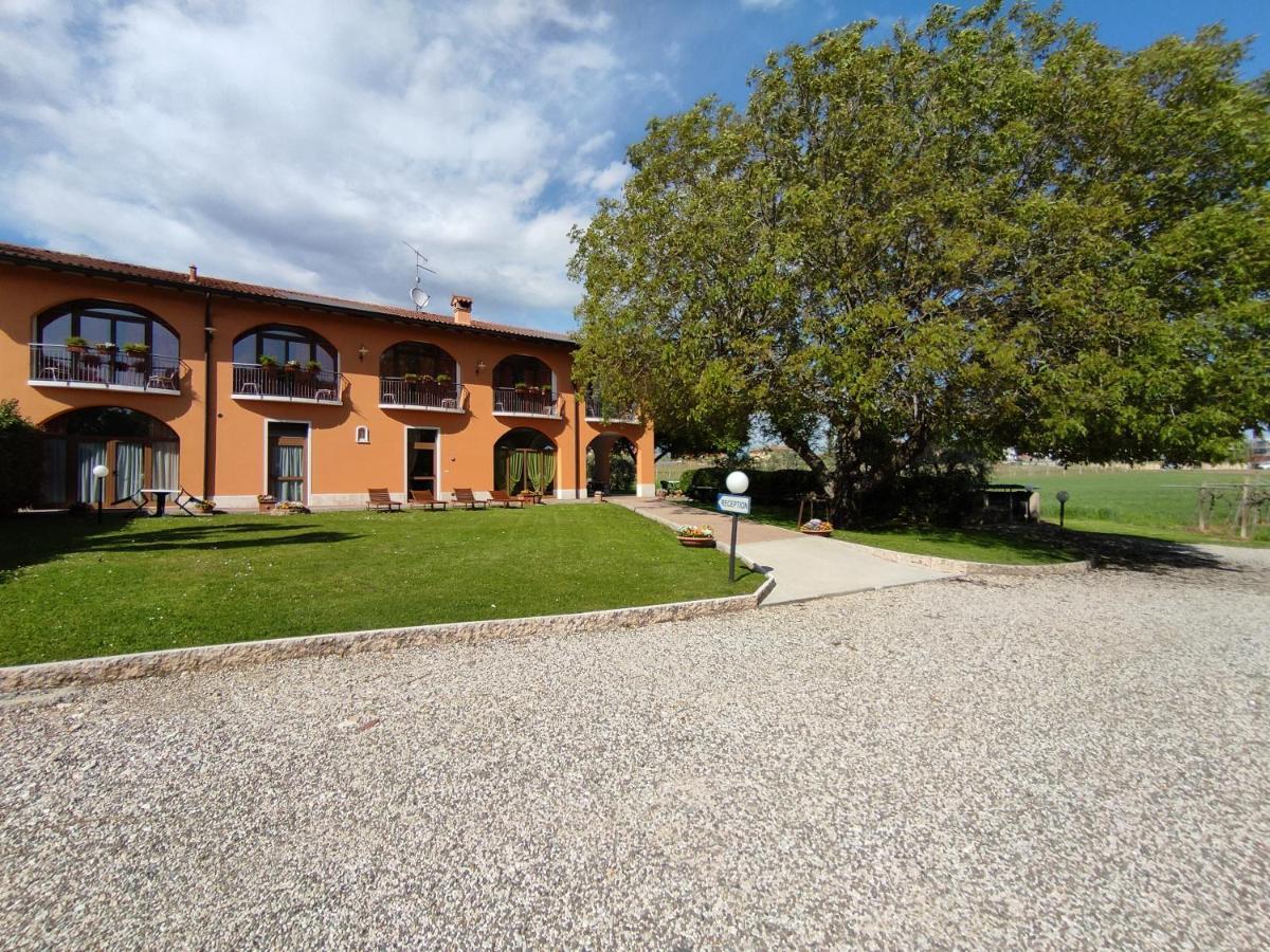 Agriturismo La Vigna Cola  Bagian luar foto